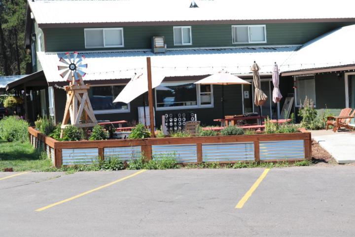 Moose Creek Resort West Glacier Zewnętrze zdjęcie
